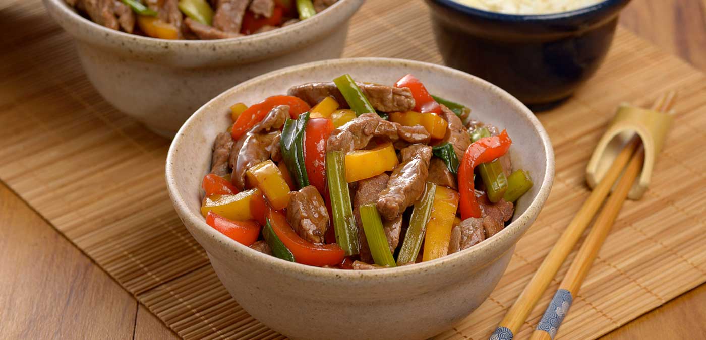 Carne com legumes à moda oriental