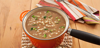 Sopa de feijão nutritiva: fácil de preparar e saborosa